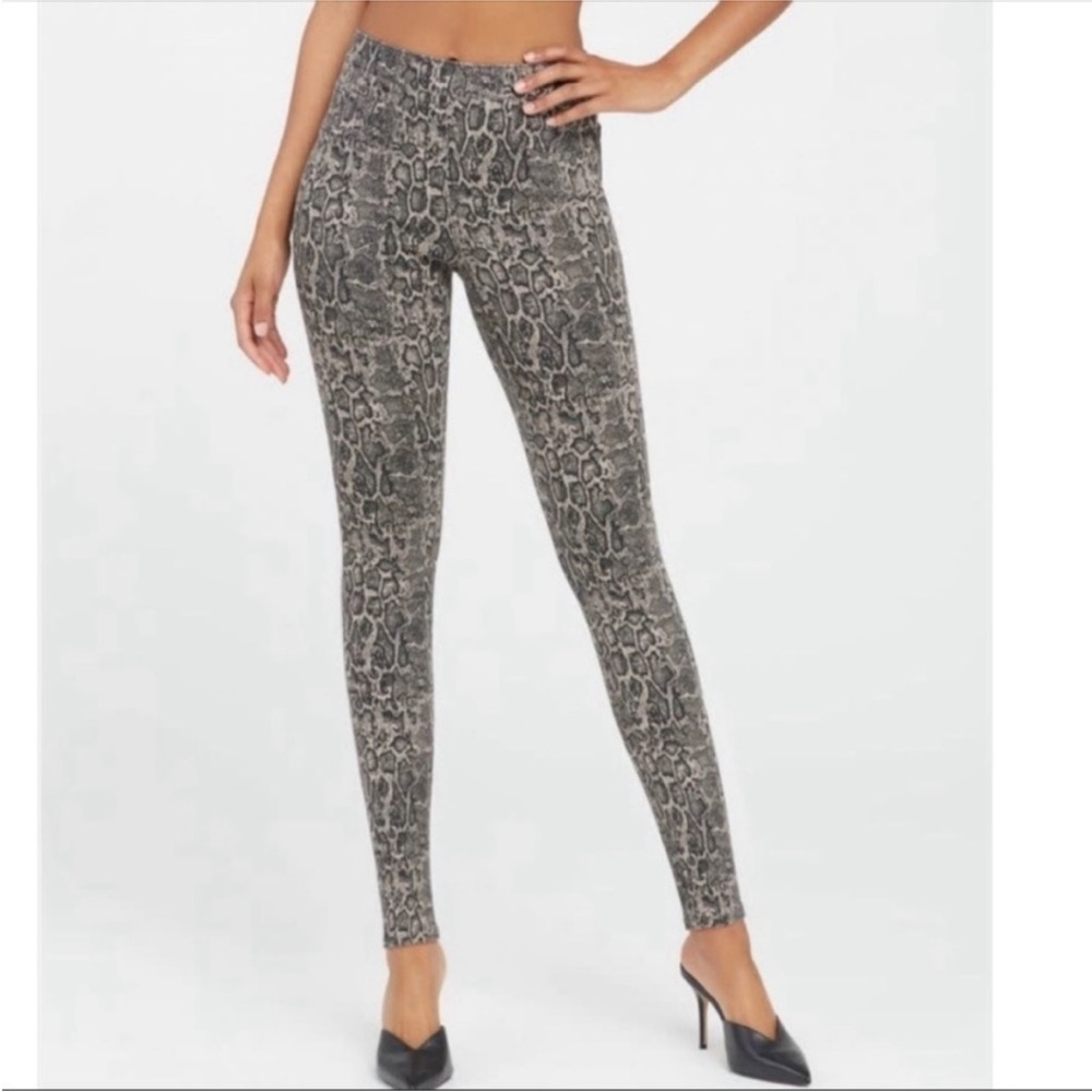 Spanx Snakeskin Jeanish Leggings Pants